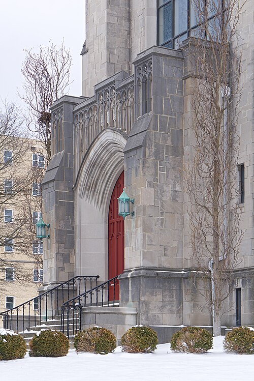 Perspective view of main entrance