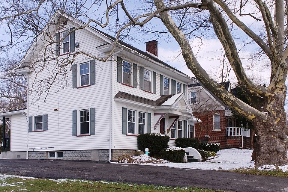 House in Highland Road